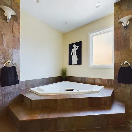 Luxe 4Br With Hot Tub & Game Room Chicago Exterior photo